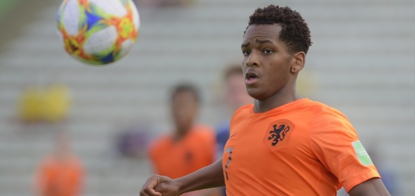 Foto: ‘Voormalig talent Ajax en PSV kan miljoenentransfer maken’