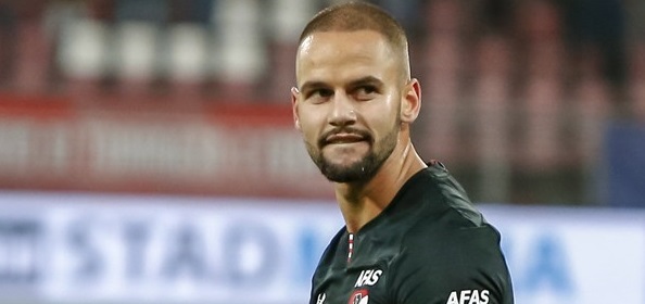 Foto: AZ verlengt met geblesseerde Hatzidiakos: ‘Ik ben de club heel dankbaar’