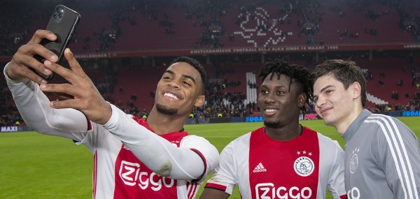 Foto: Ekkelenkamp zette Ajax voor het blok: ‘Echt, of helemaal niet’