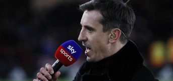 Neville en Rooney kraken FA met keuze voor Tuchel