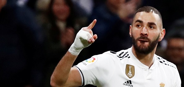 Foto: Benzema wil niks weten van complimenten Franse voorzitter