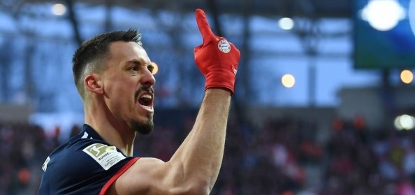 Foto: Voormalig Bayern-spits vertrekt bij Chinese club vanwege coronacrisis