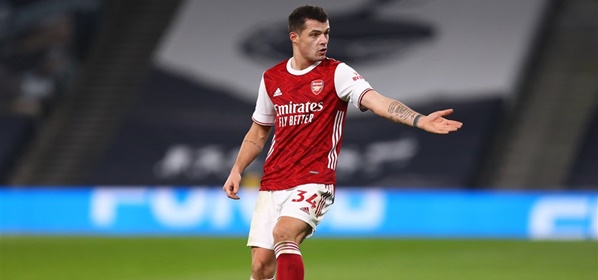 Foto: VIDEO: Geweldige vrije trap Xhaka betekent 2-0 voor Arsenal