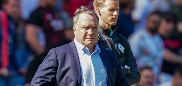 Foto: Advocaat zorgt voor scheve gezichten met ‘Ajax-uitspraak’