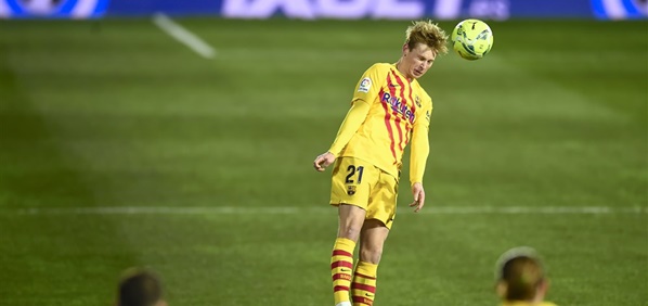 Foto: Fans gaan los over actie Frenkie: ‘Absurd!’