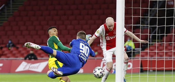 Foto: Ajax stevent af op titel met recordvoorsprong