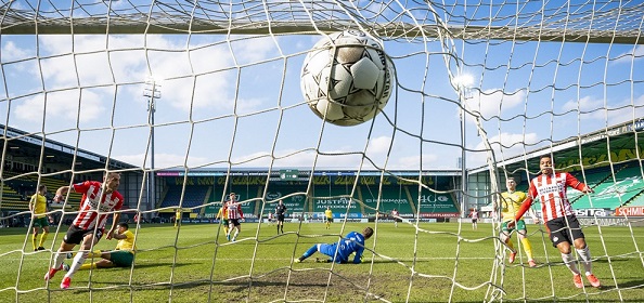 Foto: Dubbelslag Zahavi bezorgt PSV zege in Sittard