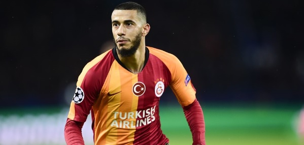 Foto: Galatasaray ontslaat Belhanda na kritiek op grasmat