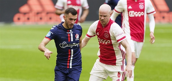 Foto: Ajax officieel landskampioen na ruime zege