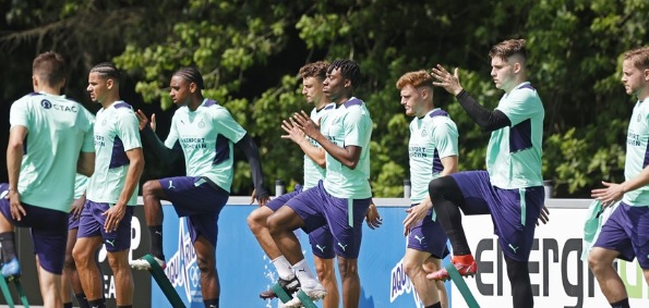 Foto: Ihattaren baart gelijk opzien bij eerste training PSV