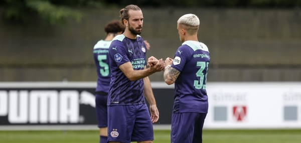 Foto: PSV start nieuw seizoen met zesklapper