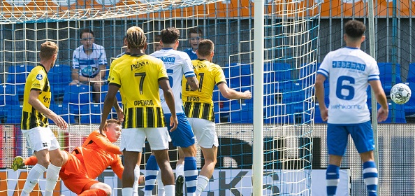 Foto: Vitesse wint in Zwolle, maar raakt Bazoer kwijt