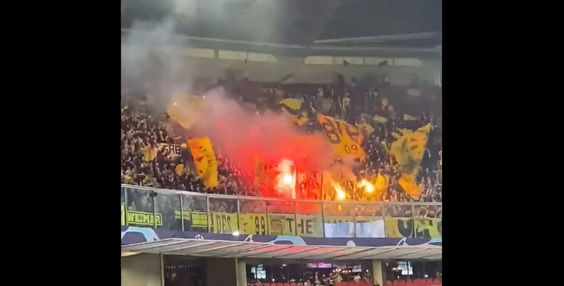 Foto: Dortmund-fans vieren voor aftrap al feest in Arena (?)