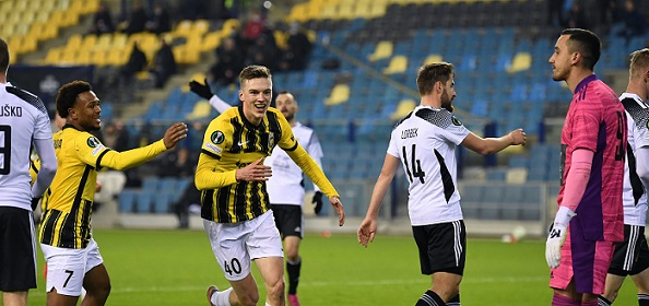 Foto: Vitesse roept UEFA op tot actie: “Balen hiervan”