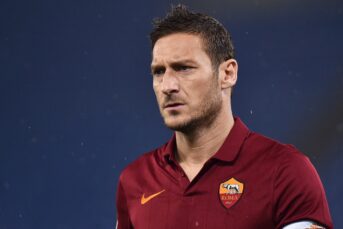 Bizar: ‘Francesco Totti (48) denkt aan comeback als profvoetballer’