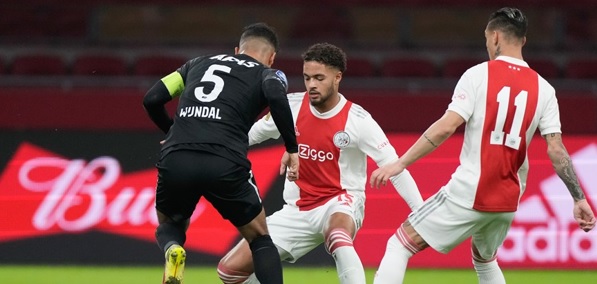 Foto: Ajax-fans richten hun woede op één man: “Een schande”