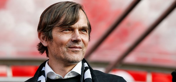 Foto: Cocu doet straffe Cody Gakpo-onthulling