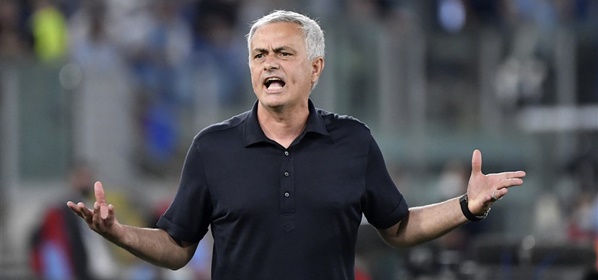 Foto: José Mourinho noemt ‘die gast, Bazoer’