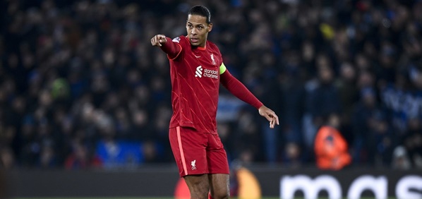 Foto: Van Dijk ‘onthult’ Oranje-bondscoach