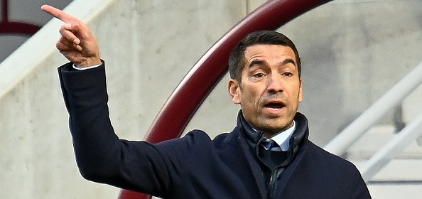 Foto: Van Bronckhorst: ‘Kolkend Ibrox helpt ons naar de halve finale’