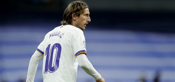 Foto: Geniale Modric geniet: ‘Trots dat het publiek mijn naam scandeert’