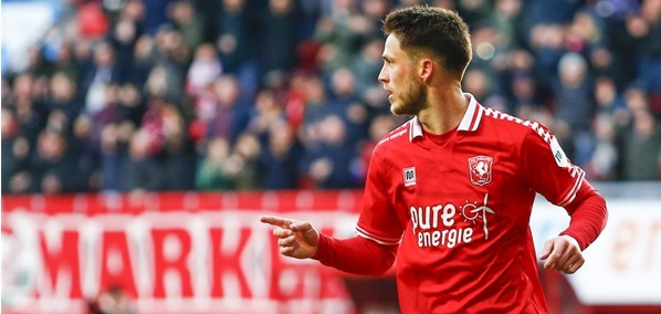 Foto: FC Twente zet directe aanval op Feyenoord in