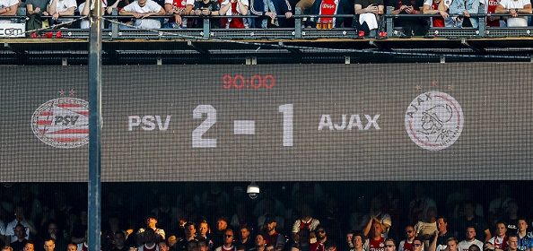 Foto: Politie pakt Ajax-fans aan tijdens en na finale