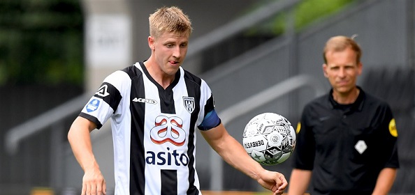 Foto: Knoester verlaat Heracles en gaat voorronde CL in