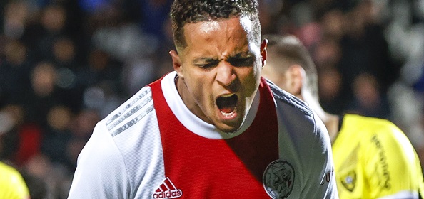 Foto: ‘Ajax licht optie en koopt Ihattaren’