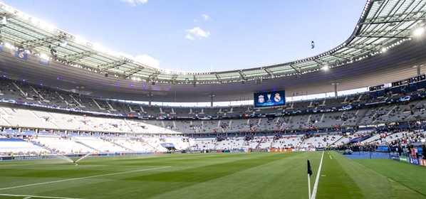 Foto: Fans zonder kaartje bestormen poorten Stade de France