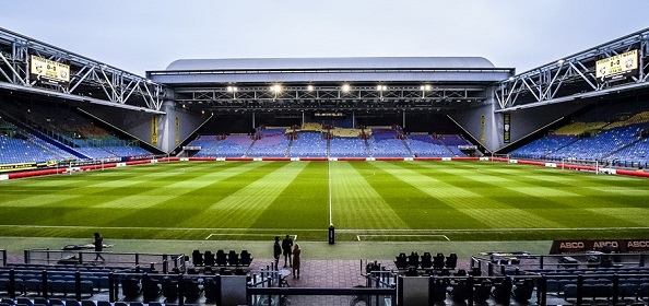 Foto: Bom onder Vitesse – AZ door scheurtjes tribune GelreDome