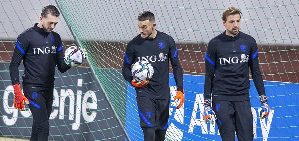 Foto: Oranje-goalie geblesseerd, Van Gaal haalt Scherpen er bij