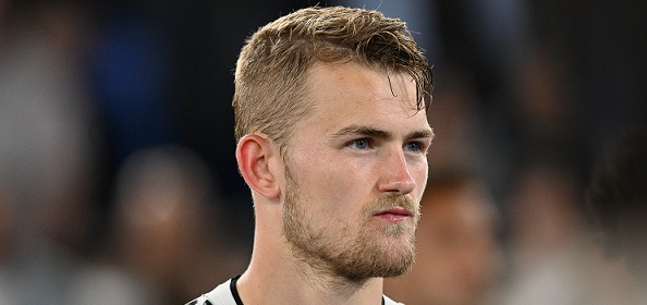 Foto: Juventus-fans smeken De Ligt om te blijven