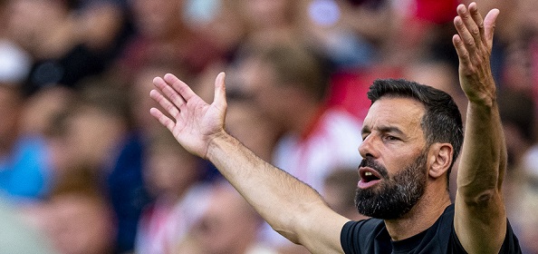 Foto: Van Nistelrooy neemt Ajax-clash ‘zeer serieus’