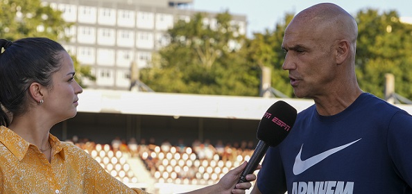 Foto: Letsch eist ‘reactie’ en grijpt in bij Vitesse