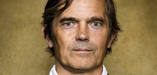 Foto: Cocu in actie bij eerste werkdag als Vitesse-trainer (?)