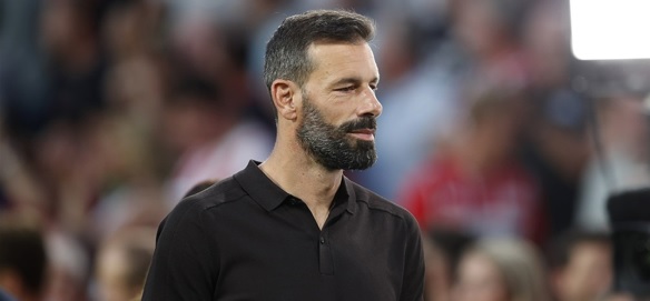 Foto: Van Nistelrooy baalt: “Wij hadden moeten winnen”