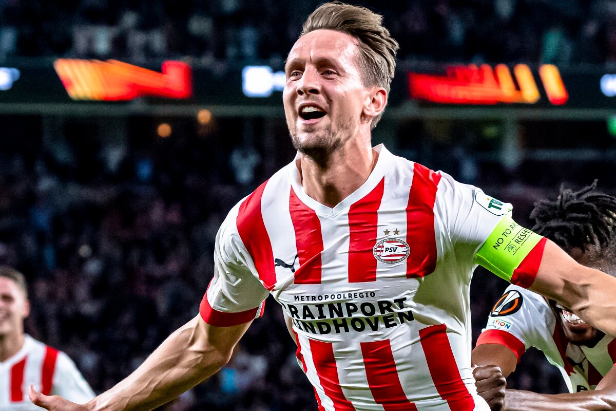  Luuk de Jong celebrates scoring a goal for PSV Eindhoven during a match of the Eredivisie.