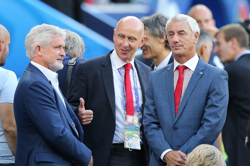 Mark Hughes en Ian Rush (Wales)