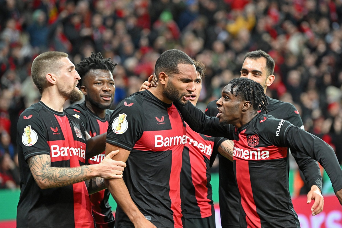 Frimpong haalt herinneringen op bij terugkeer in Kuip