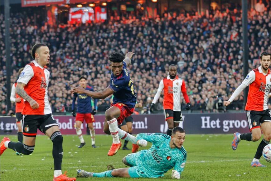 KNVB juist wél bekerfinale Ajax - Feyenoord wil' |
