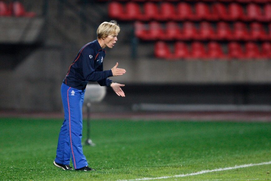 Vera Pauw (Oranje Leeuwinnen, 2009)