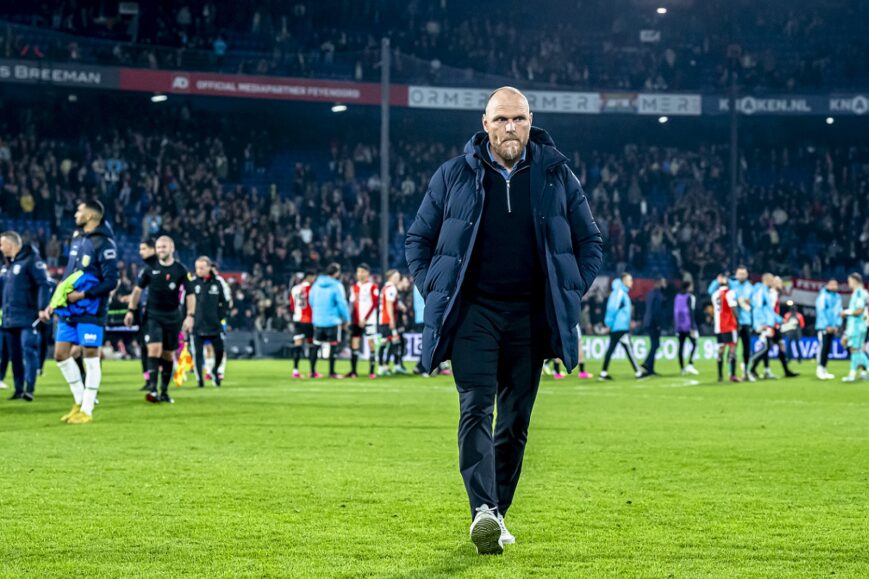 Foto: FC Twente bevestigt komst van opvolger Ron Jans