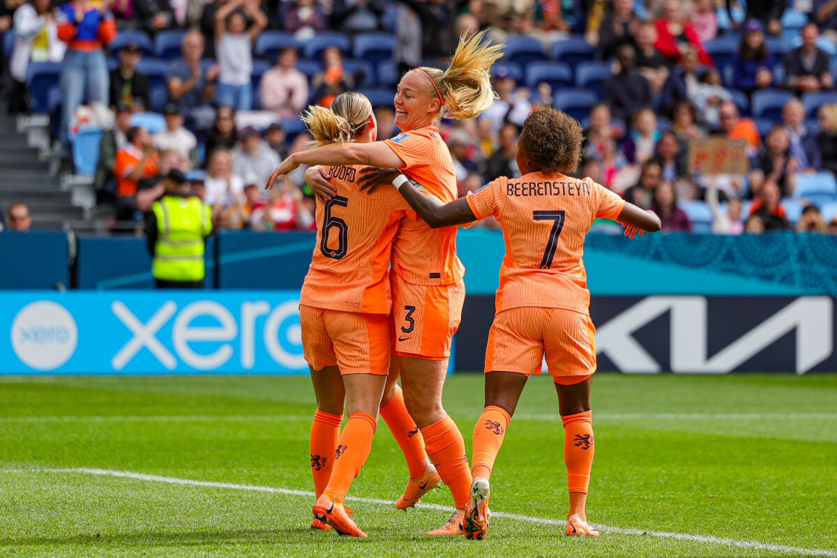 Oranje Leeuwinnen danken keepsters voor kwartfinale WK