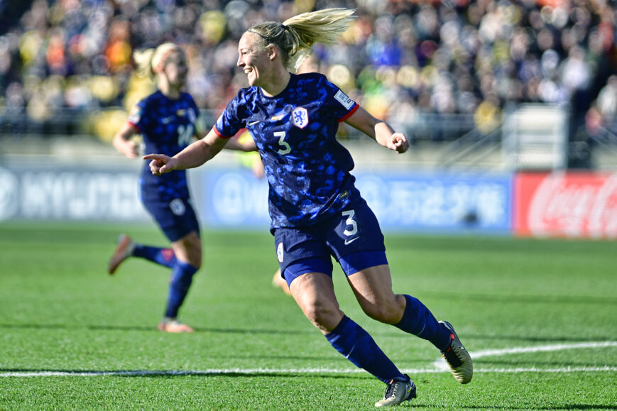 Foto: Van der Gragt! Oranje Leeuwin maakt blunder goed en zorgt voor verlenging tegen Spanje