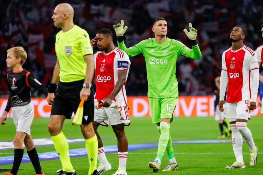 Foto: Ajax-basisspeler was nagenoeg weg: “Was bijna rond”