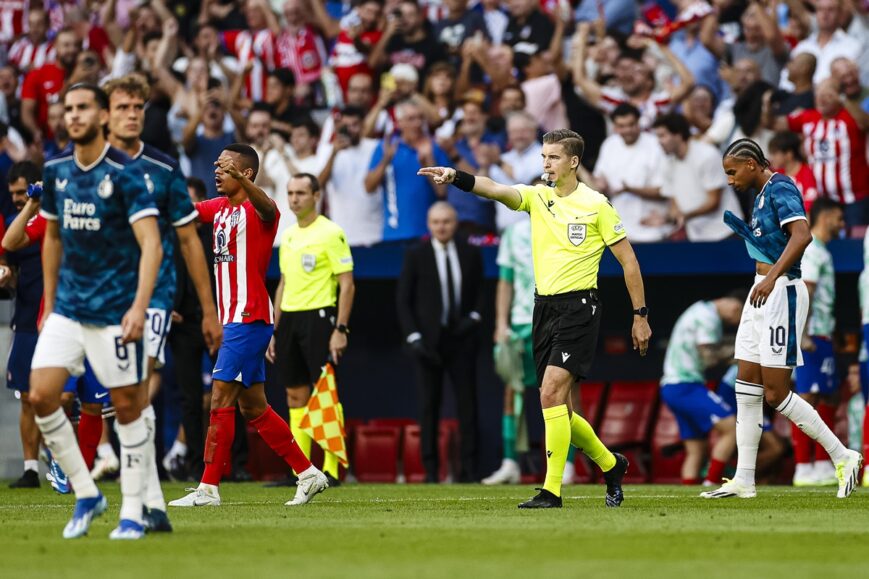 Foto: ‘Diefstal bij Atlético Madrid-Feyenoord’