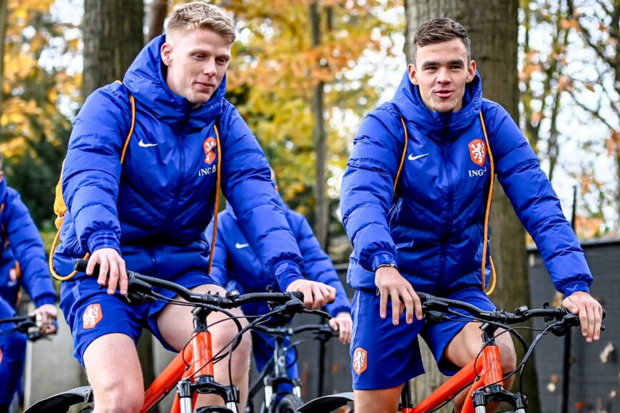 Foto: Koeman licht tipje van de sluier over opstelling Oranje tegen Ierland