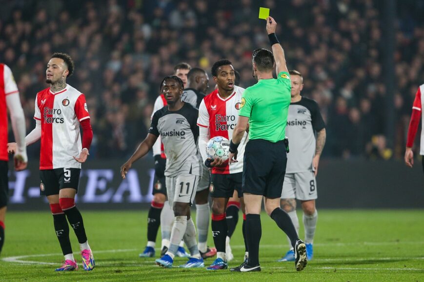 Foto: ‘Feyenoord – AZ bewijst Oranje-schandaal’