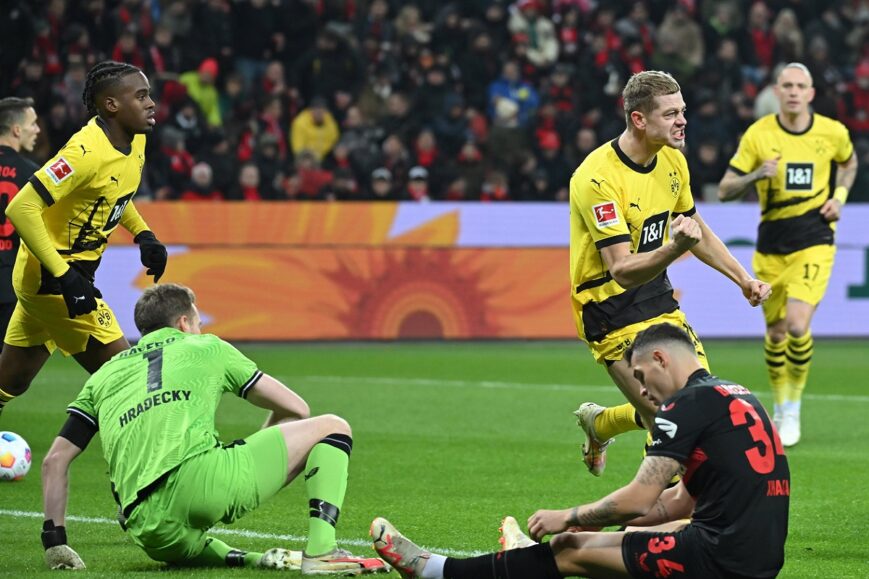 Foto: Leverkusen knokt zich naast Dortmund